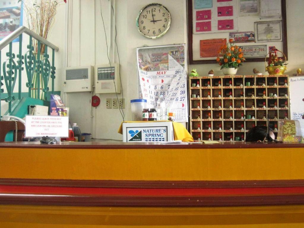 马嘎荣酒店 黎牙实比 外观 照片