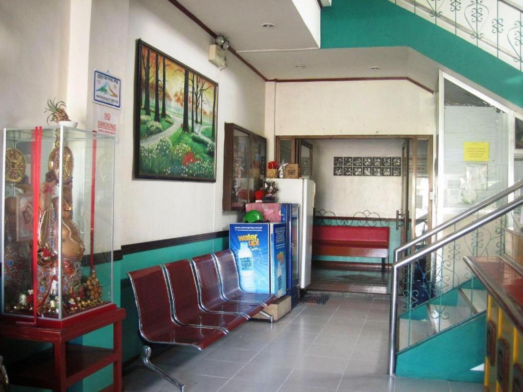 马嘎荣酒店 黎牙实比 外观 照片